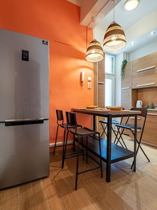 Mexicopo Apartment With Garage Budapest Eksteriør billede
